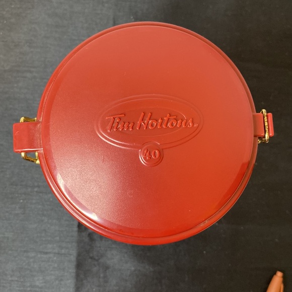 Tim Hortons 40 Anniversary Tin - Picture 5 of 8